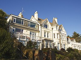 Hydeaway, 7 Grafton Towers