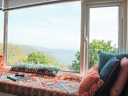 Hydeaway, 7 Grafton Towers