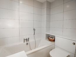 7 Thurlestone Rock