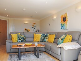 8 Thurlestone Beach