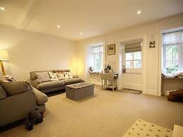 Hare House