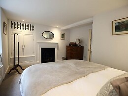 Hare House