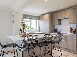 10 Thurlestone Rock