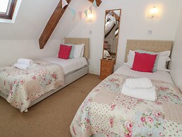 South Hill Farmhouse