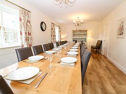 South Hill Farmhouse