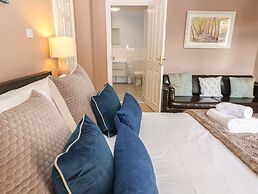 South Hill Farmhouse