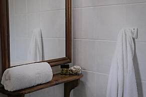 Ailouros summer hotel