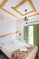 Ailouros summer hotel