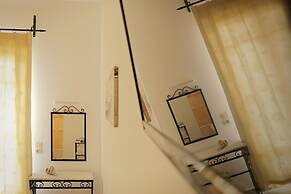 Ailouros summer hotel