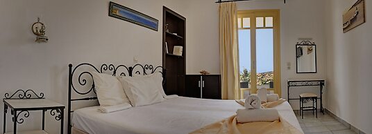 Ailouros summer hotel