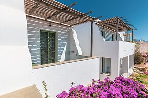 Ailouros summer hotel