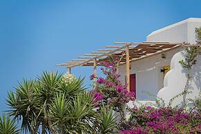 Ailouros summer hotel