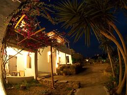 Ailouros summer hotel