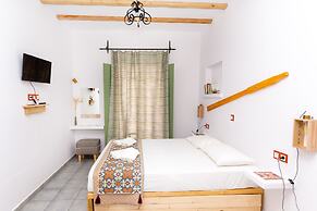 Ailouros summer hotel