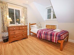 The Cottage At Barrow Mead