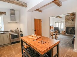 The Cottage, Beeston Hall