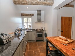 The Cottage, Beeston Hall