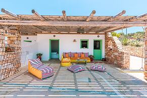 Ailouros guest house