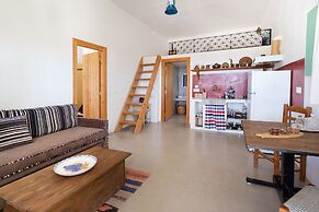 Ailouros guest house