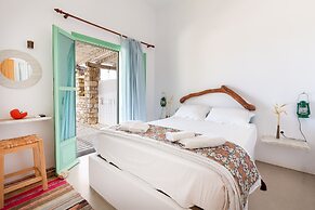 Ailouros guest house