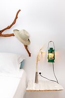 Ailouros guest house