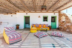 Ailouros guest house