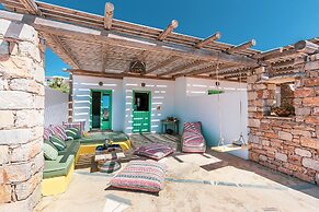 Ailouros guest house