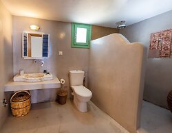 Ailouros guest house