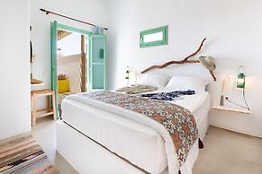 Ailouros guest house