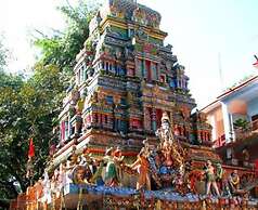 Hotel Shiva Yog Sthal