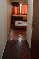 Hotel Le Pousse Pousse