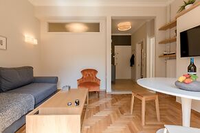 Chic Flat at Kolonaki in Heart of Athens