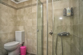 City & Sea Two Floor Flat with View Next to Metro