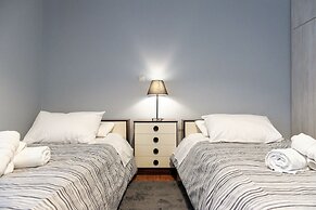 Classy & Spacious Flat near Marina of Patra