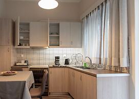 Classy & Spacious Flat near Marina of Patra