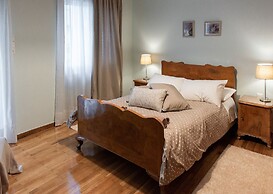 Classy & Spacious Flat near Marina of Patra