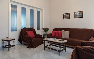 Classy & Spacious Flat near Marina of Patra