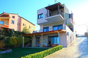 Comfartable 1 Bedroom Flat with Garden near Beach