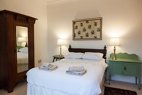 Apartment 3 The Grove