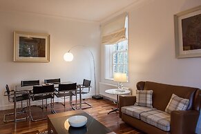 Apartment 3 The Grove