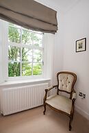 Apartment 4 The Grove