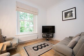 Apartment 4 The Grove