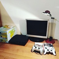 Cozy Family Home Near the Beach