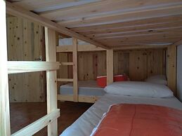 Albergue Tejadillos - Hostel