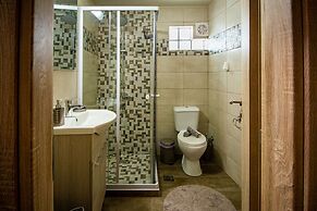 Cozy Flat Attic near Beach & Venetian Port