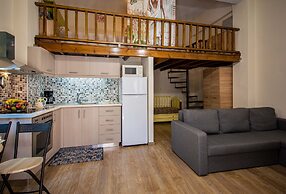 Cozy Flat Attic near Beach & Venetian Port