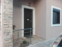 Cozy Flat Attic near Beach & Venetian Port