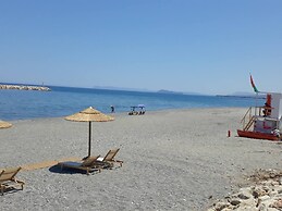 Cozy Home close to old Port Sea Front & Parking