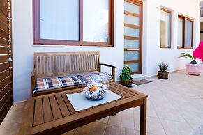 Cozy Home close to old Port Sea Front & Parking