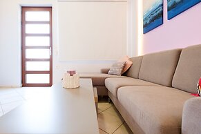 Cozy Home close to old Port Sea Front & Parking